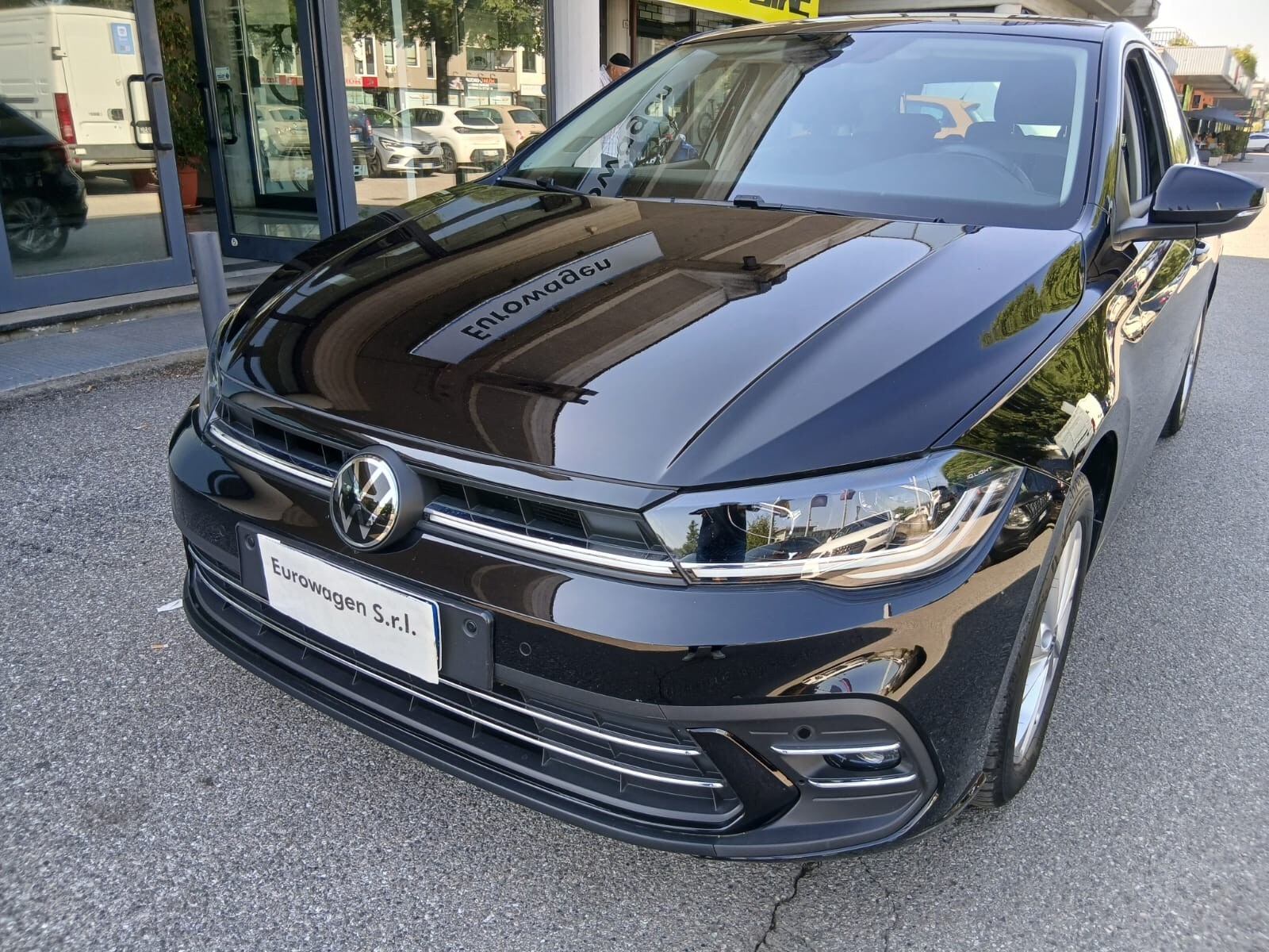 Foto VOLKSWAGEN Polo 6 serie